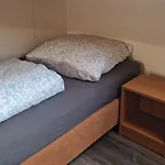 Appartement Zentral Gelegene In Ingelheim, Nahe A60 Fuer Monteure Mit Parkplatz *
