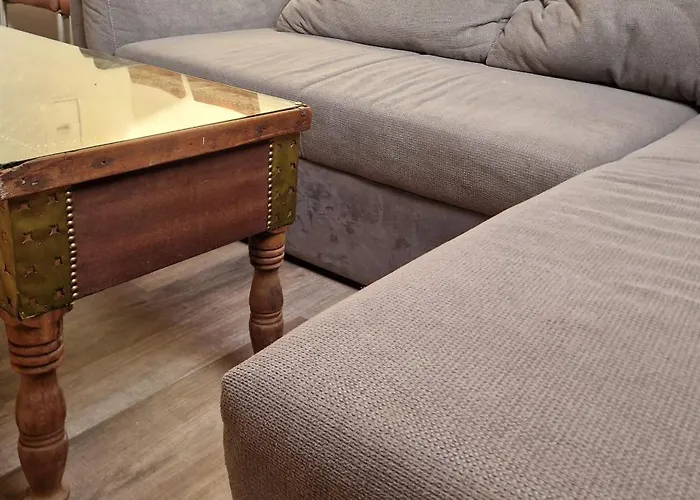 Zentral Gelegene In Ingelheim, Nahe A60 Fuer Monteure Mit Parkplatz דירה אינגלהיים אם ריין