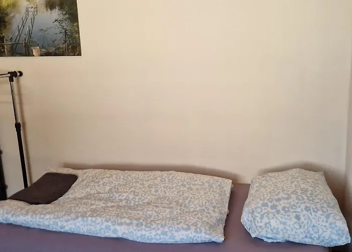 Zentral Gelegene In Ingelheim, Nahe A60 Fuer Monteure Mit Parkplatz דירה *