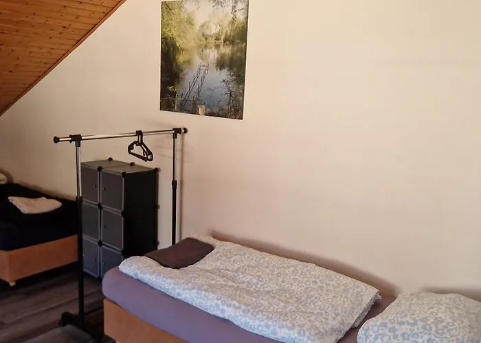 Zentral Gelegene In Ingelheim, Nahe A60 Fuer Monteure Mit Parkplatz דירה *